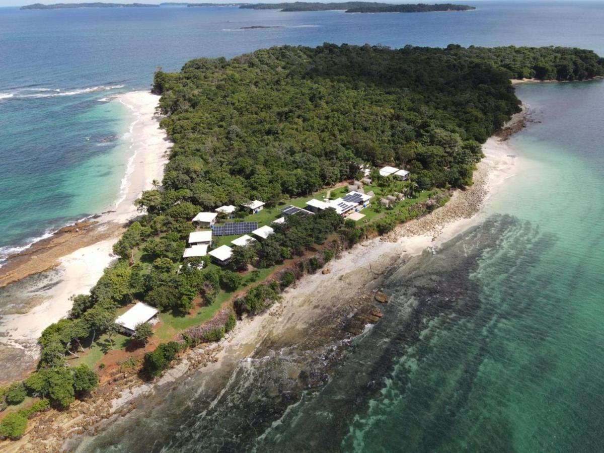 Sonny Island Resort Cabanas Frente Al Mar Punta Bajo Rico Exteriör bild